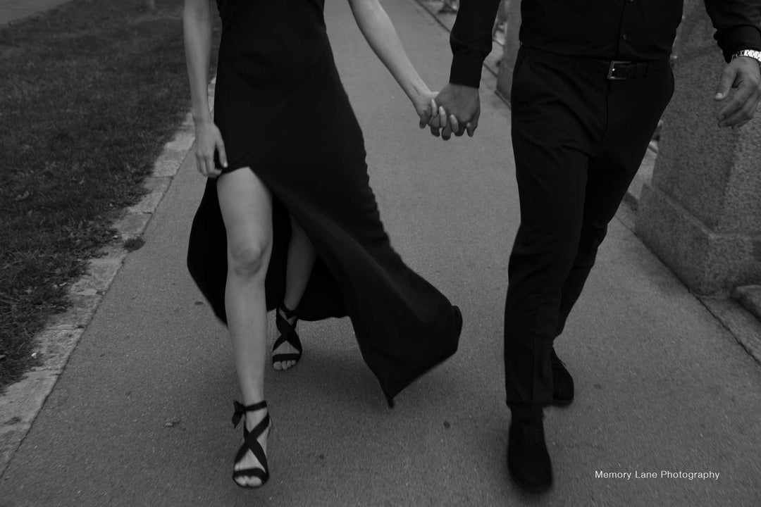 Casual Wedding Attire: The Perfect Wedding Guest Dresses and Shoes Pairing