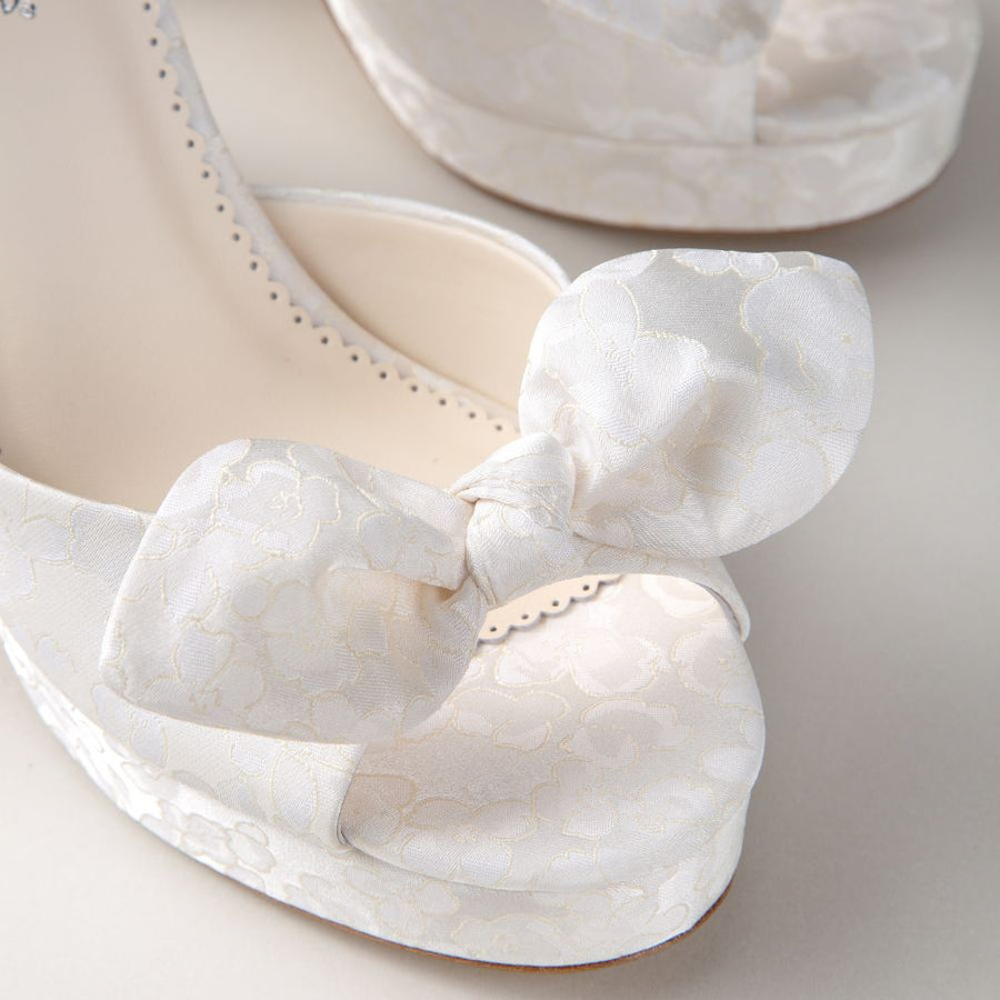 Bella Belle Colette Open Toe Jacquard Ivory Platform Block Heels With Bow