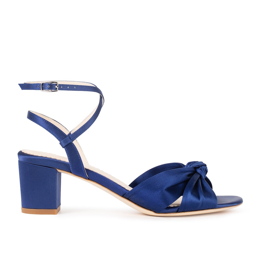 SALLY BLUE