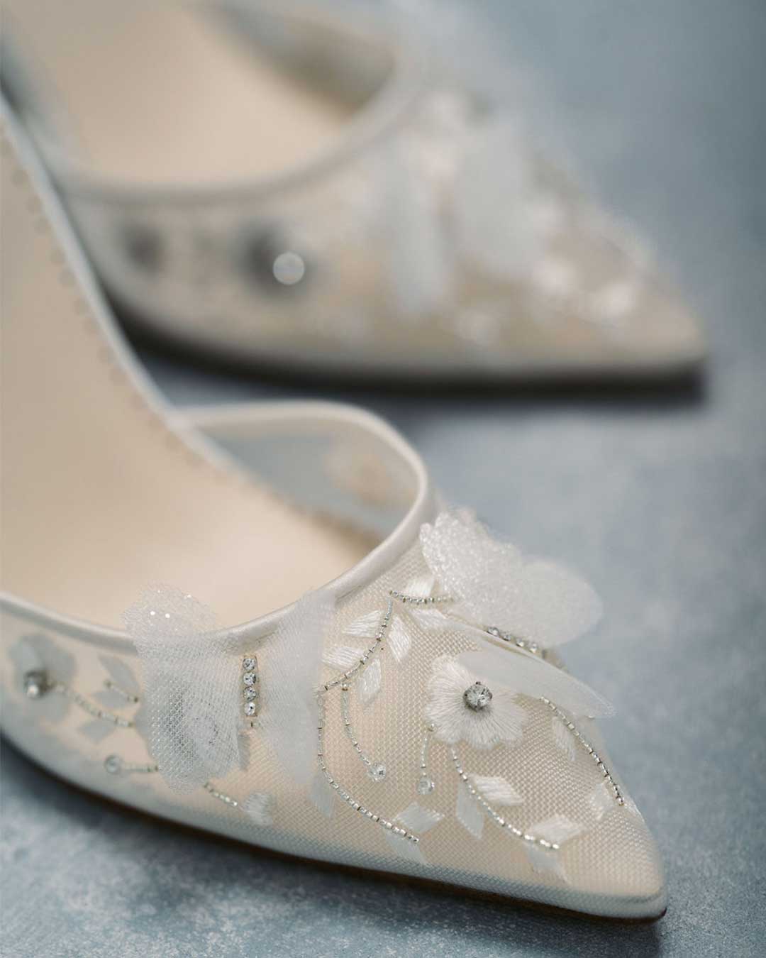 how to clean shoes