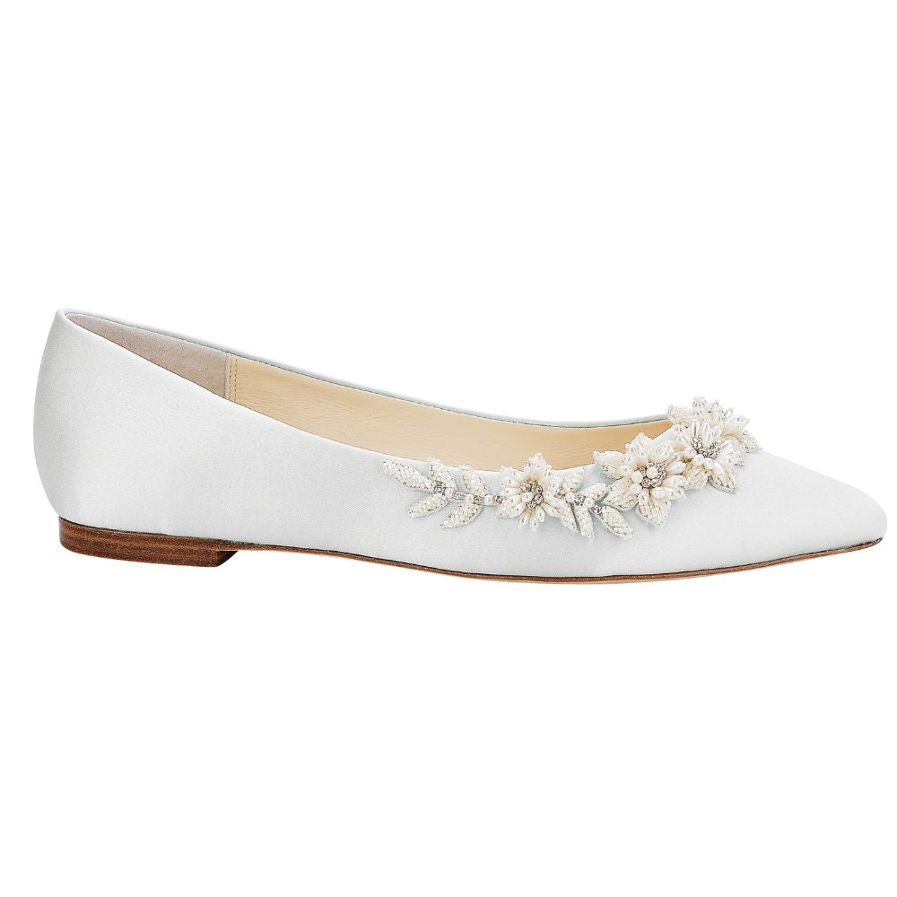 Bella Belle Women's Ivory Wedding / Bridal Shoes - Flats - Pearls - Size 6 Bella Belle Women's Ivory Wedding / Bridal Shoes - Flats - Pearls - Size 6