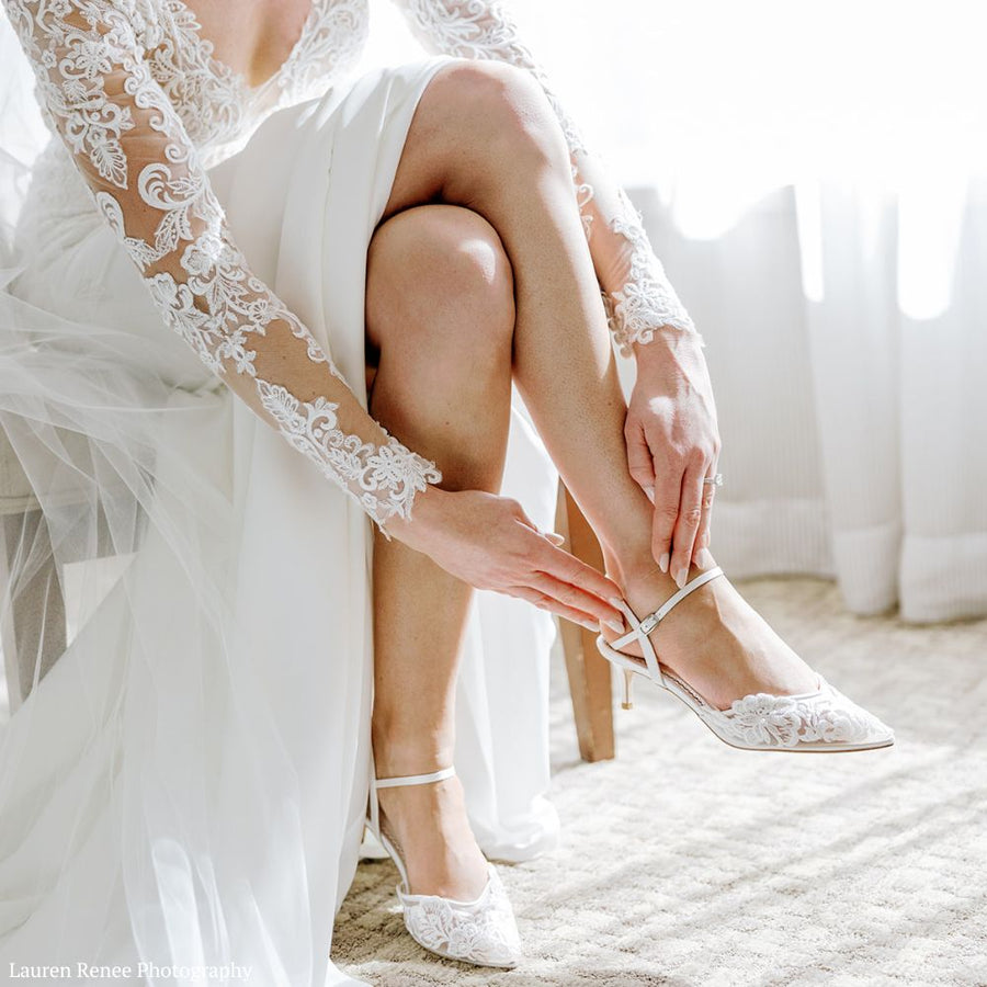 Floral Lace Low Heel Shoes with Ankle Cross Straps Floral Lace Low Heel Shoes with Ankle Cross Straps